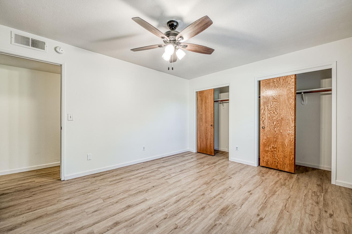 3496 N Academy Ave, Sanger, CA 93657