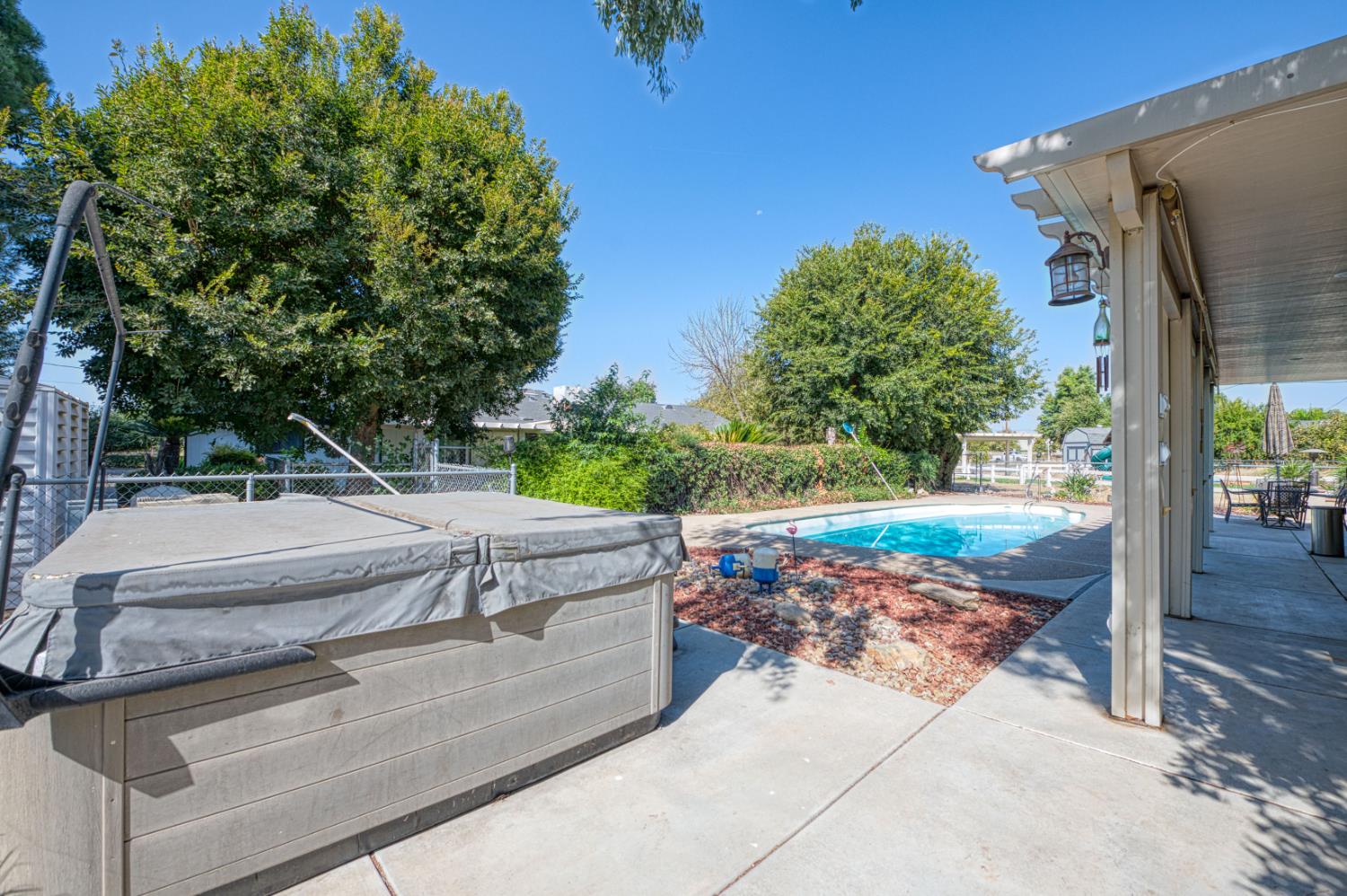 3496 N Academy Ave, Sanger, CA 93657