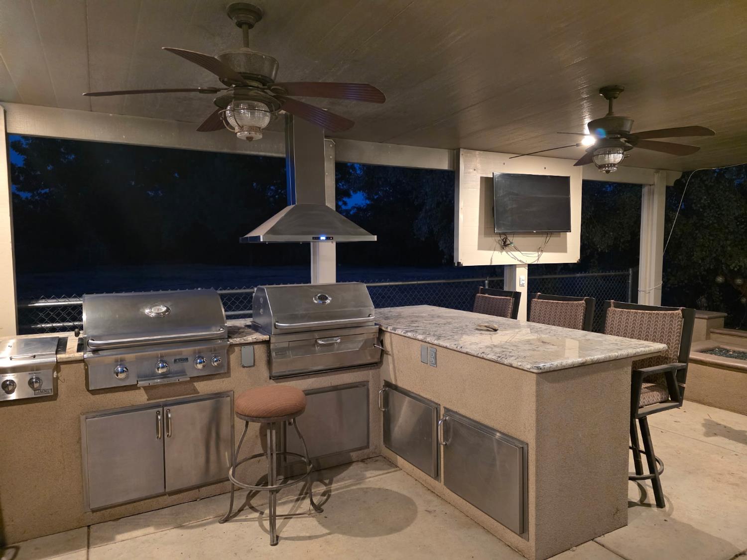 3496 N Academy Ave, Sanger, CA 93657