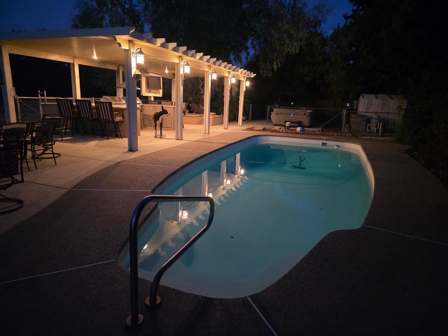 3496 N Academy Ave, Sanger, CA 93657