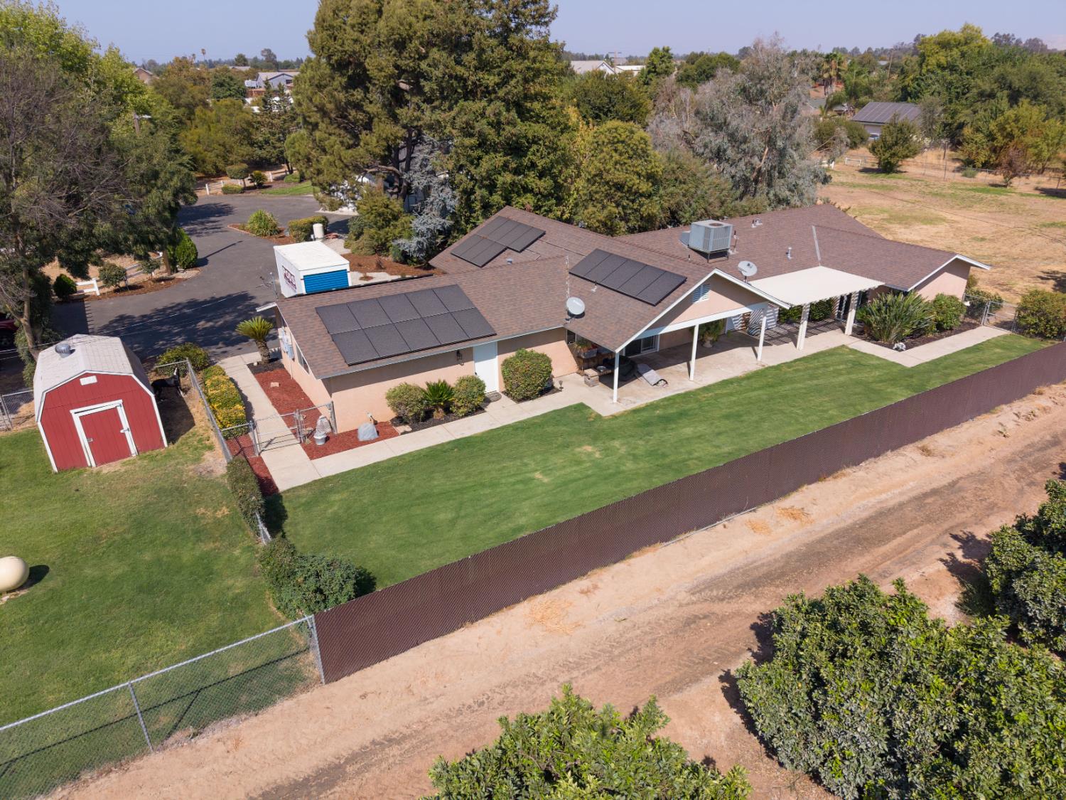 3496 N Academy Ave, Sanger, CA 93657