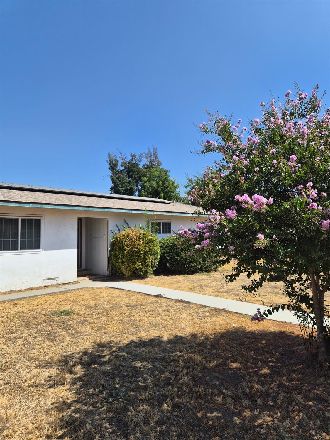 950 E mountian view Ave, Porterville, CA 93257