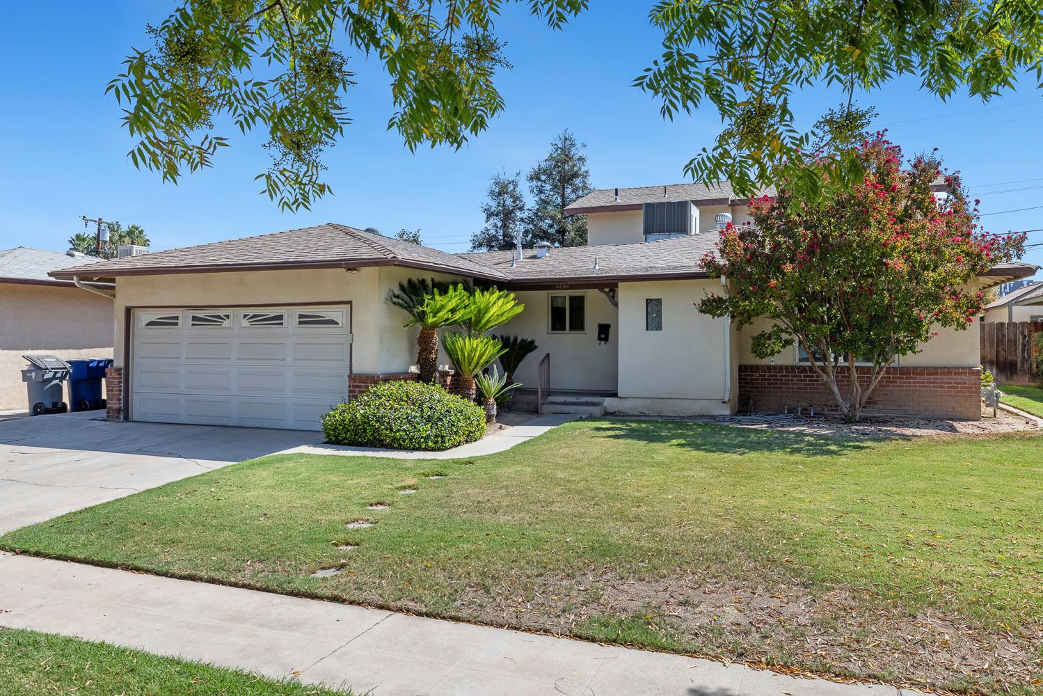 4694 N Mariposa St, Fresno, CA 93726