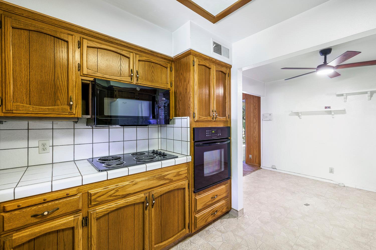 4694 N Mariposa St, Fresno, CA 93726