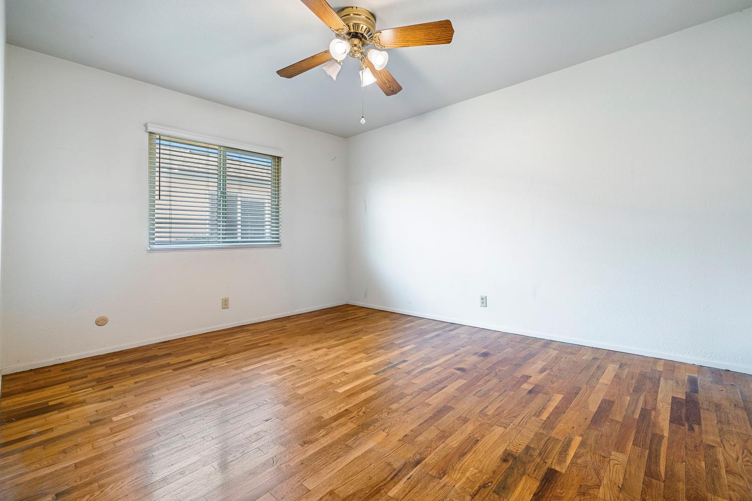 4694 N Mariposa St, Fresno, CA 93726
