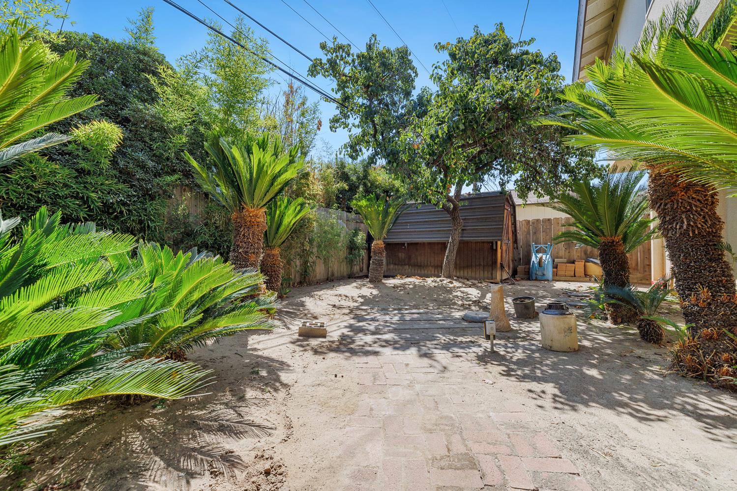 4694 N Mariposa St, Fresno, CA 93726