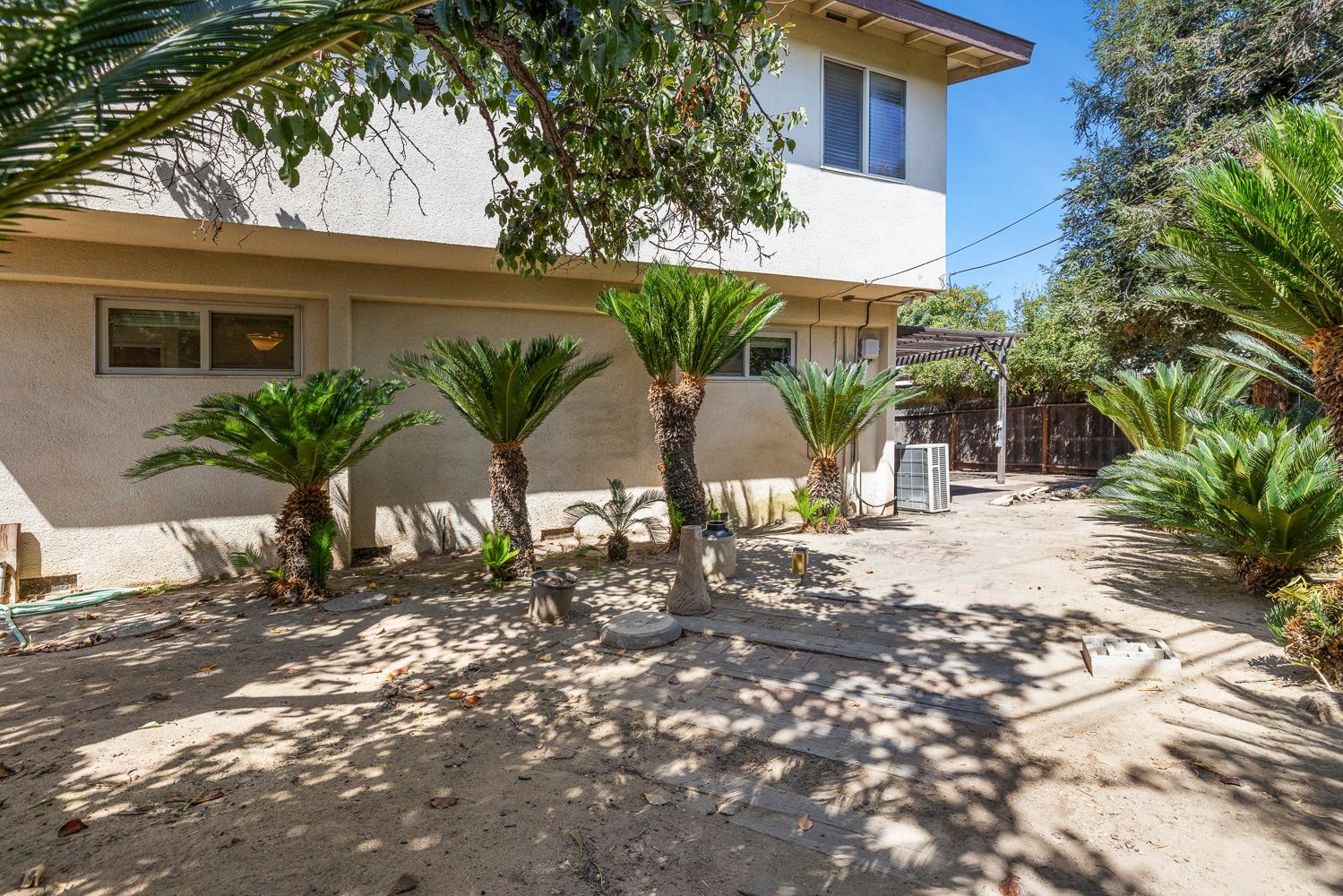 4694 N Mariposa St, Fresno, CA 93726