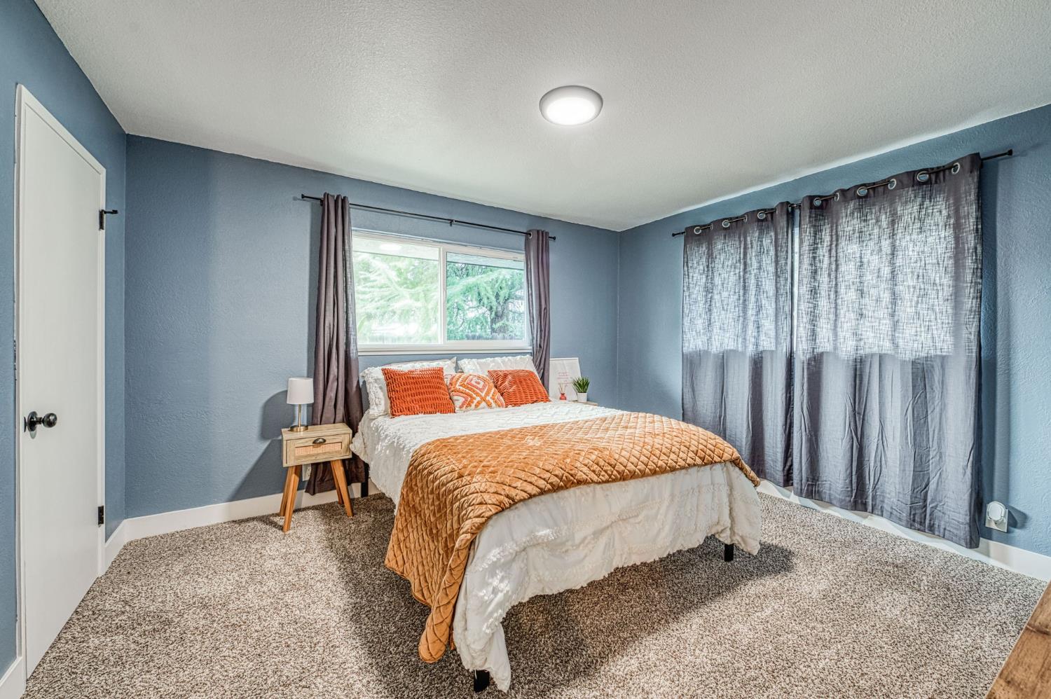 2828 E Fedora Ave, Fresno, CA 93726