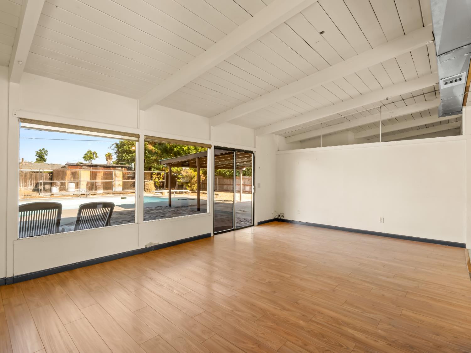 4160 N Dewitt Ave, Fresno, CA 93727