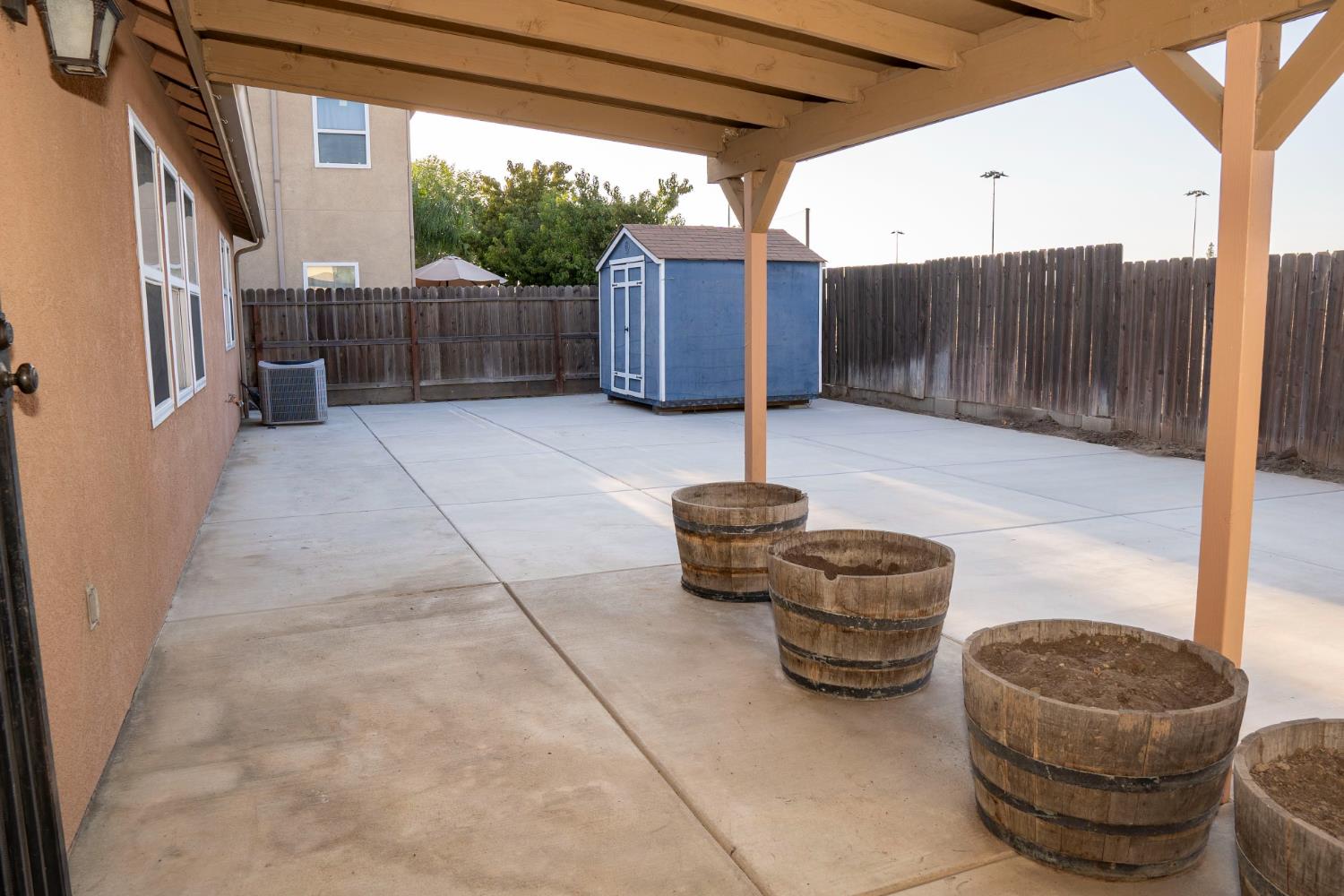 5273 E Geary St, Fresno, CA 93727