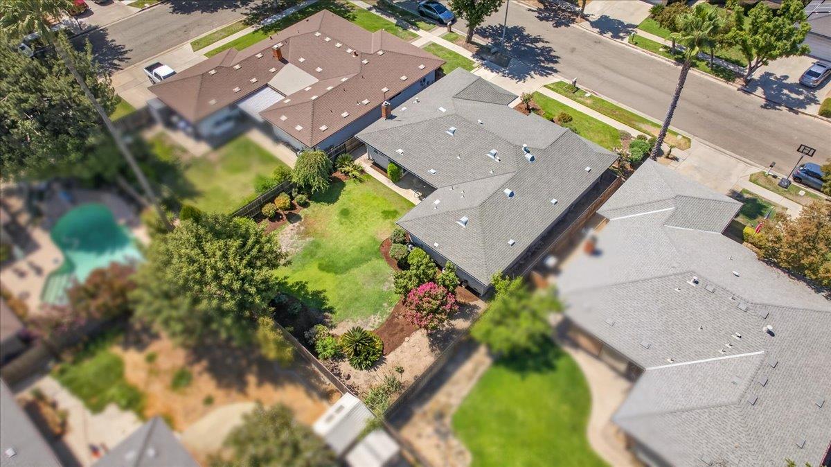 6820 N Laureen Ave, Fresno, CA 93710
