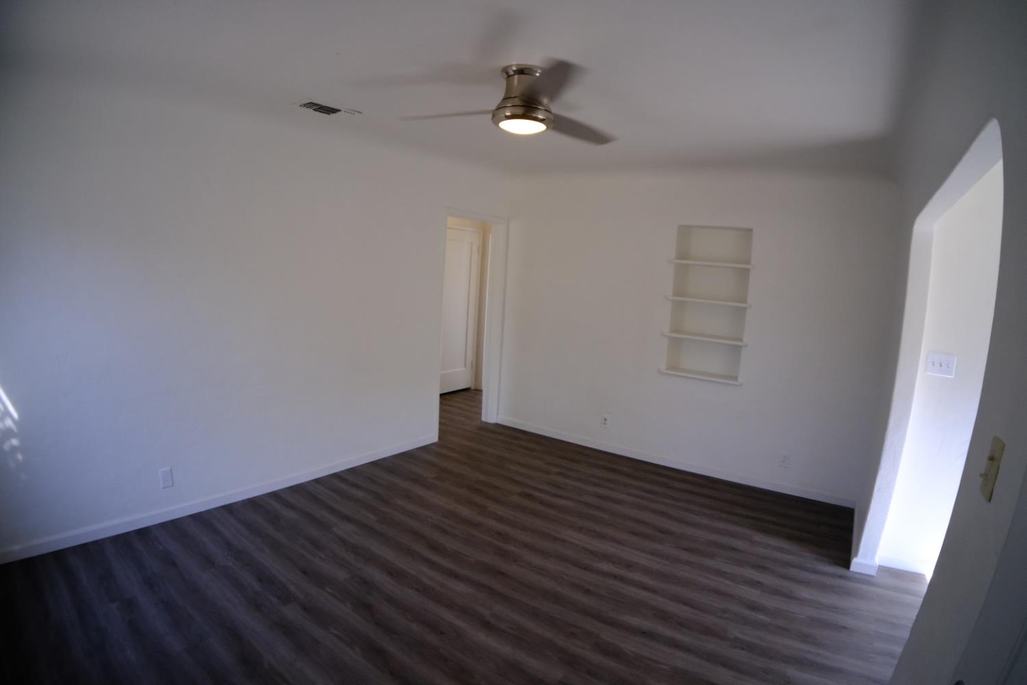 3805 E Heaton Ave, Fresno, CA 93702