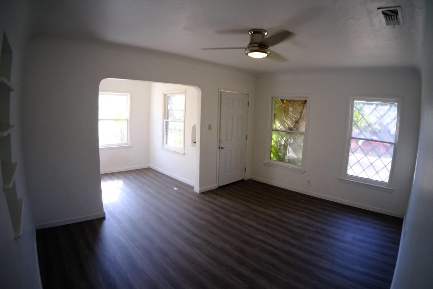 3805 E Heaton Ave, Fresno, CA 93702