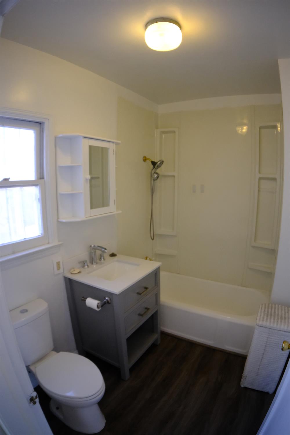 3805 E Heaton Ave, Fresno, CA 93702