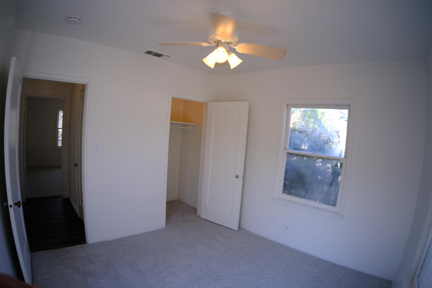 3805 E Heaton Ave, Fresno, CA 93702