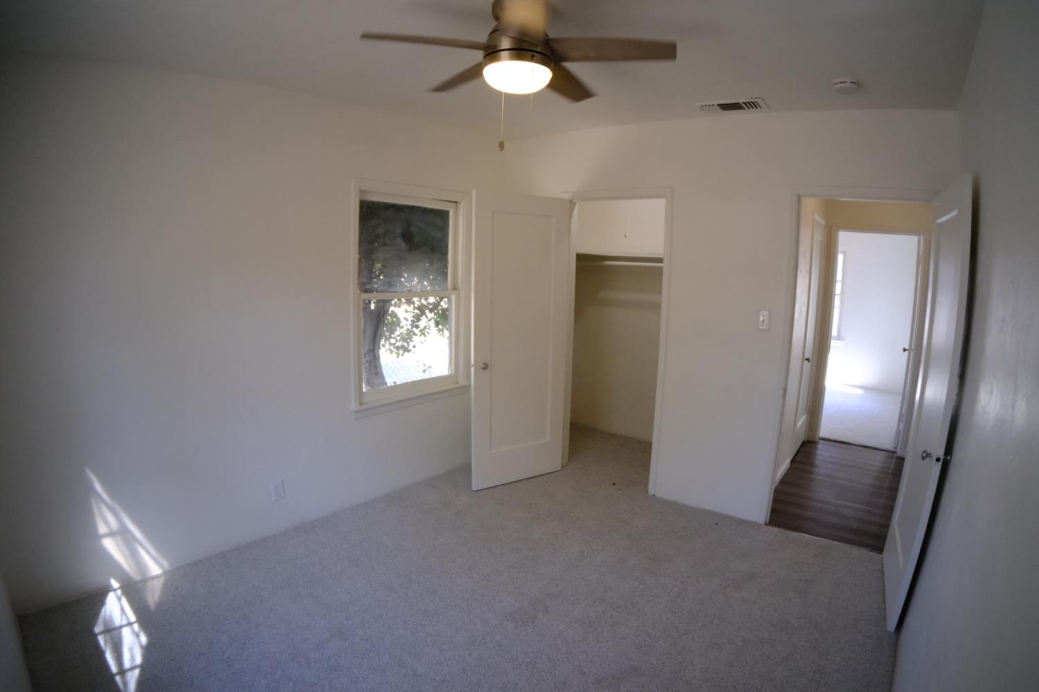 3805 E Heaton Ave, Fresno, CA 93702