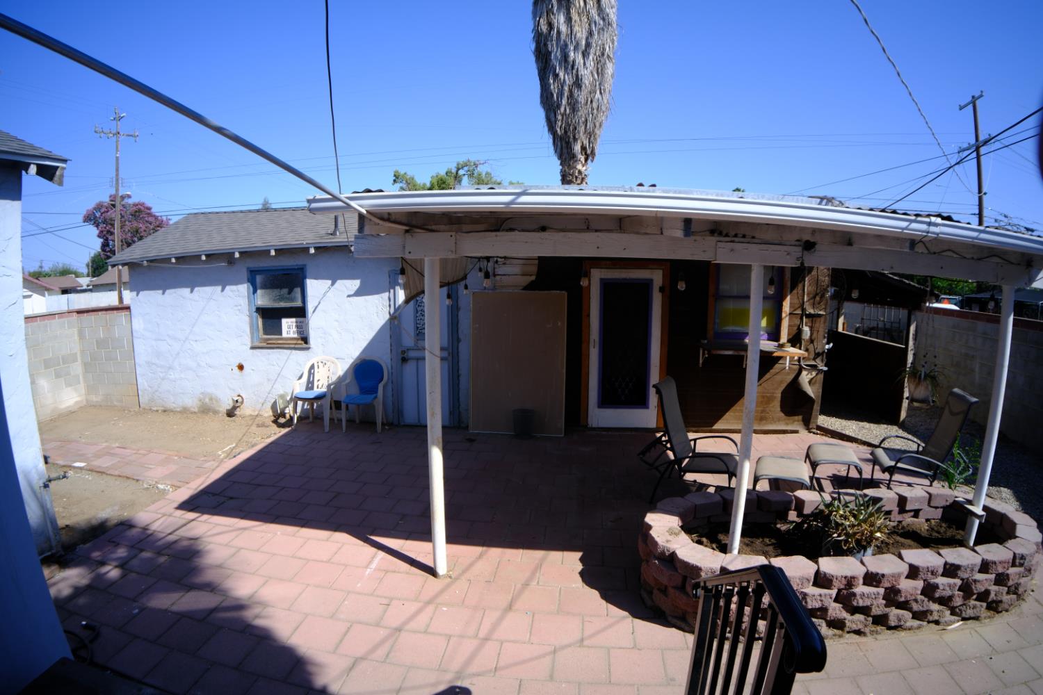 3805 E Heaton Ave, Fresno, CA 93702
