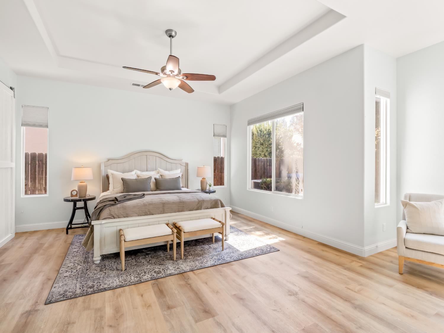 78 W Lester Ave, Clovis, CA 93619