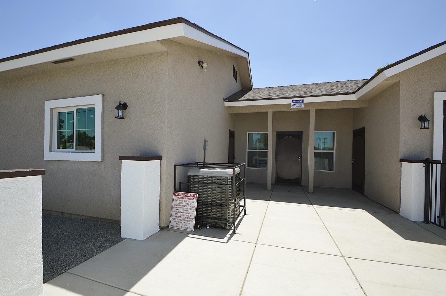 261 E St, Fresno, CA 93706