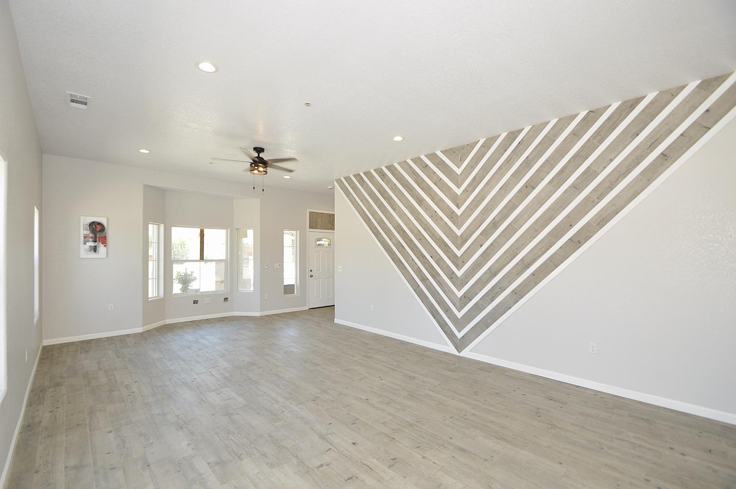 261 E St, Fresno, CA 93706