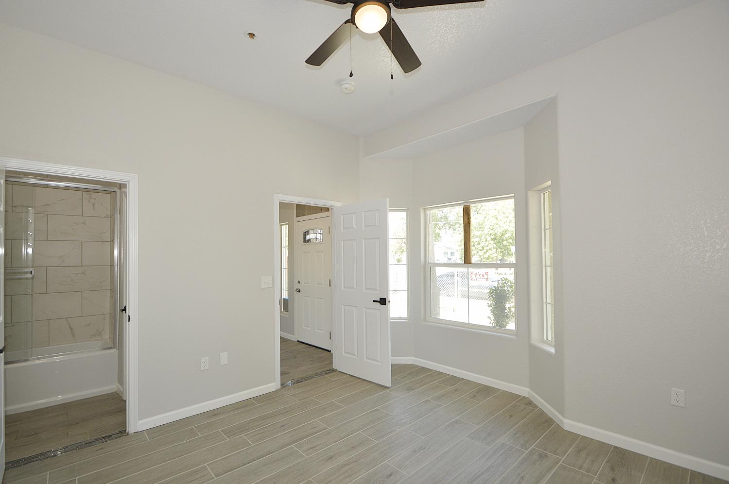 261 E St, Fresno, CA 93706