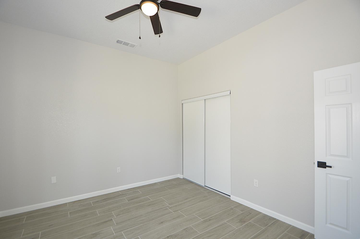 261 E St, Fresno, CA 93706