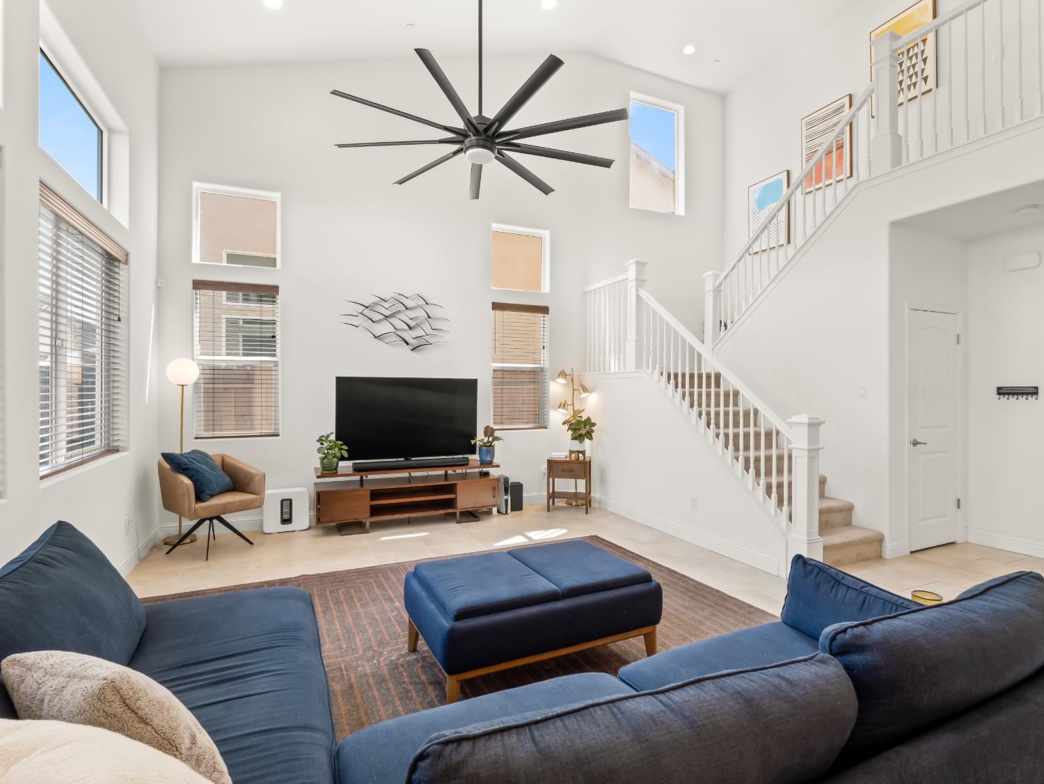 6410 W Donner, Fresno, CA 93723