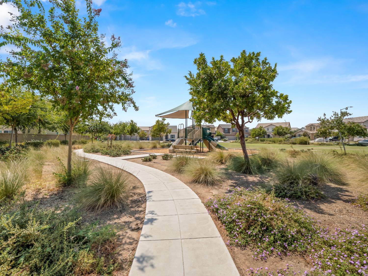 6410 W Donner, Fresno, CA 93723