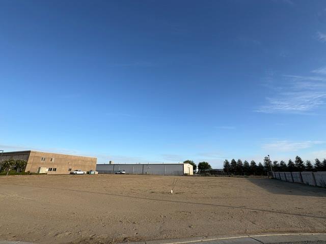 2531 Mitchell Ct, Madera, CA 93637