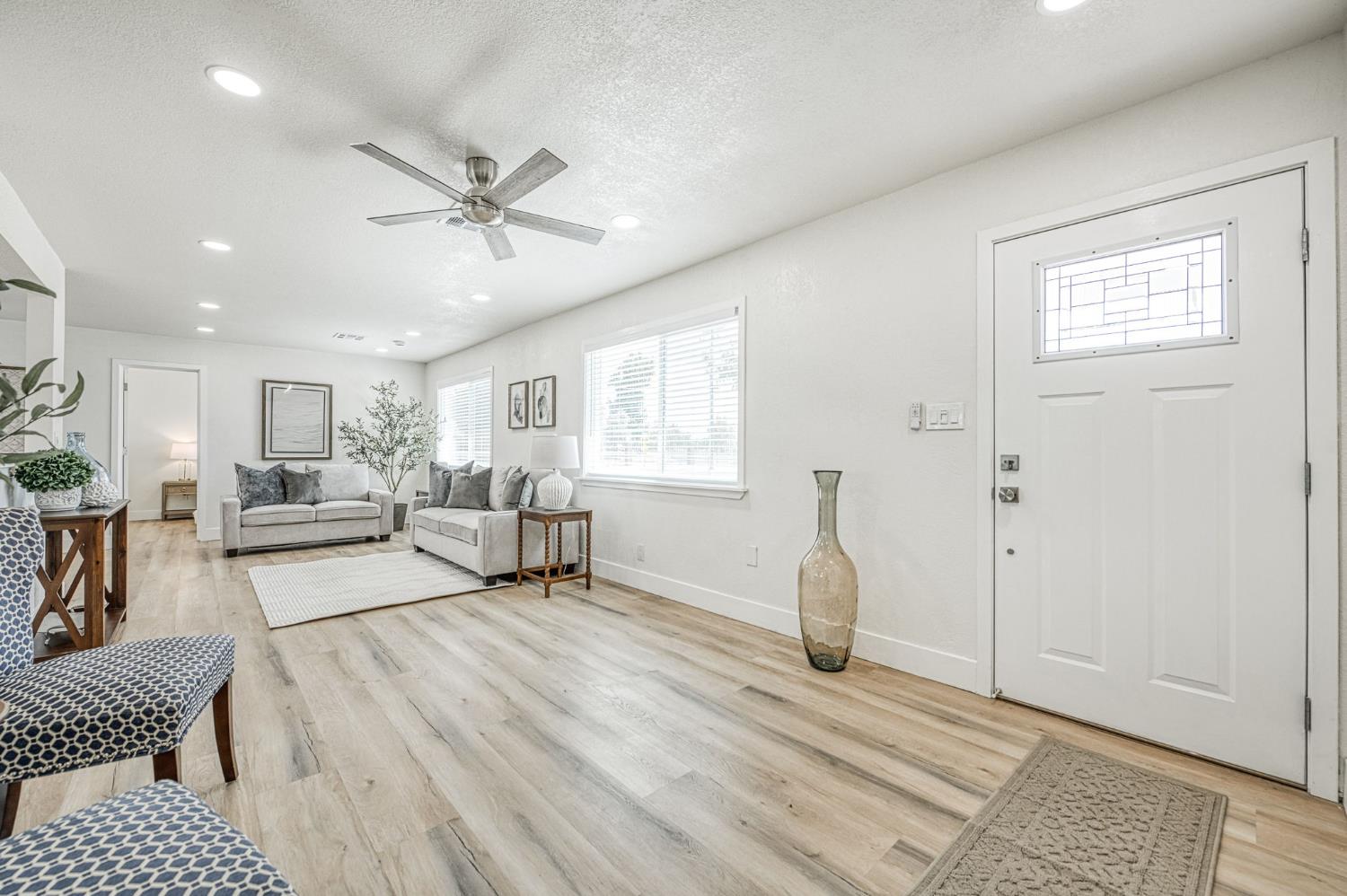 8754 E Ostler St, Selma, CA 93662