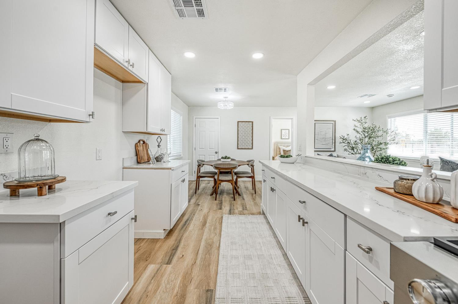 8754 E Ostler St, Selma, CA 93662