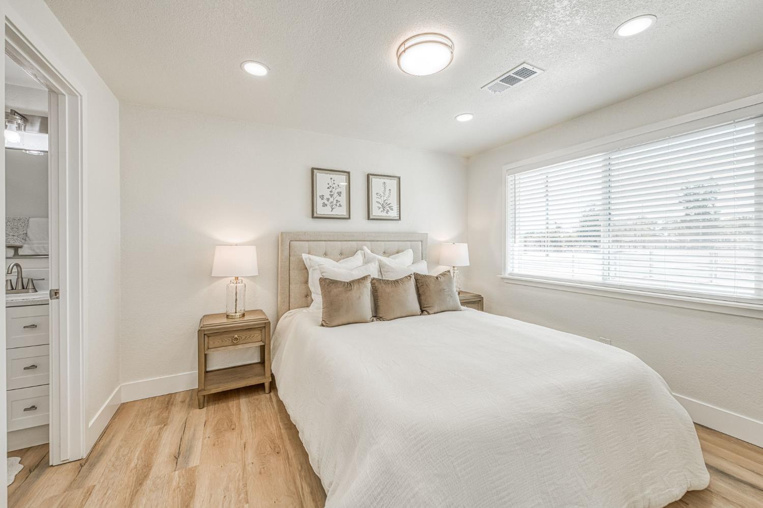 8754 E Ostler St, Selma, CA 93662