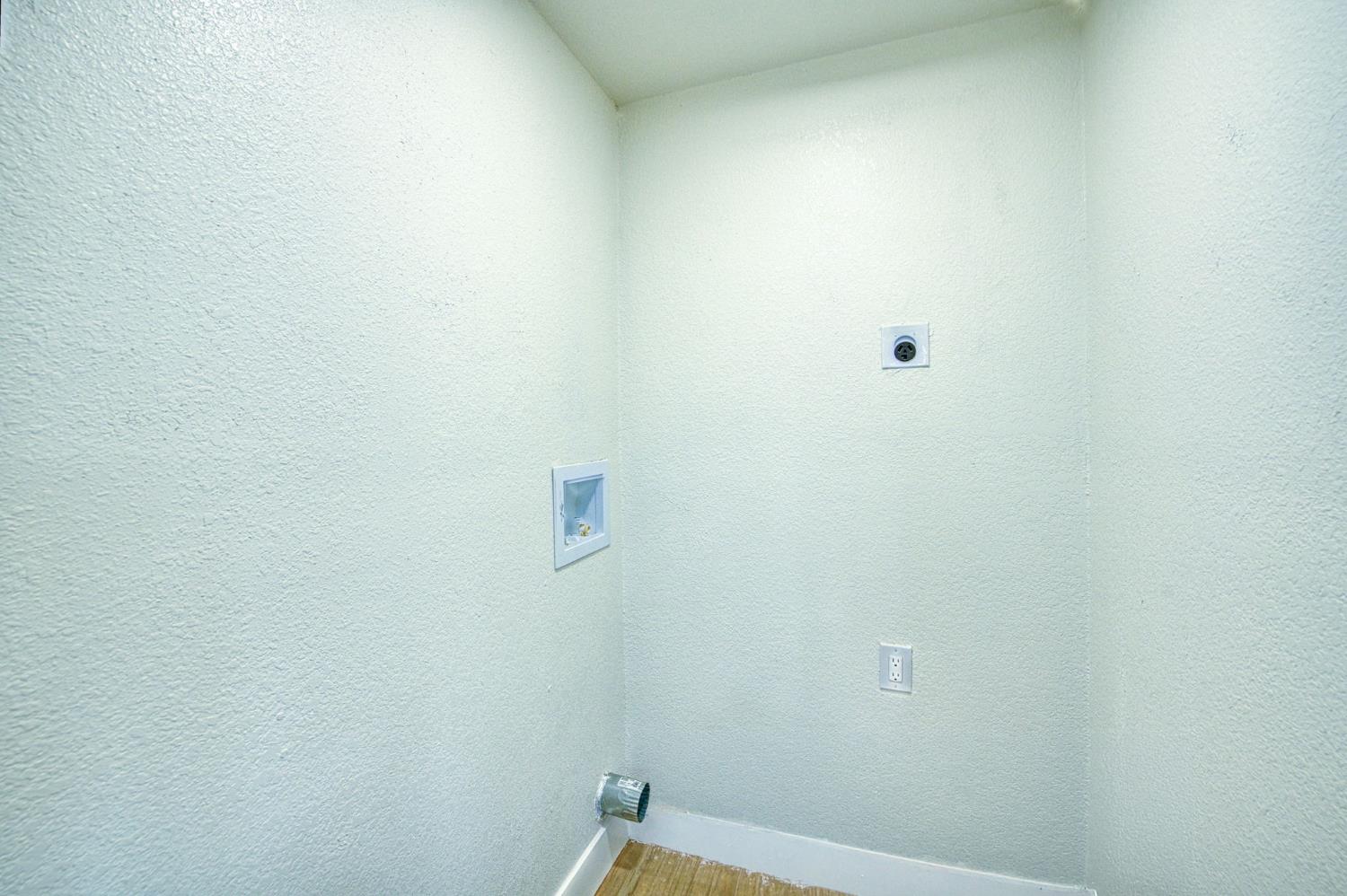 8754 E Ostler St, Selma, CA 93662