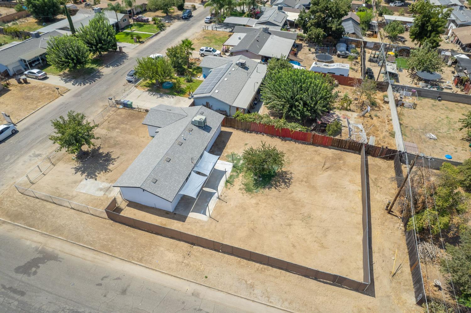 8754 E Ostler St, Selma, CA 93662