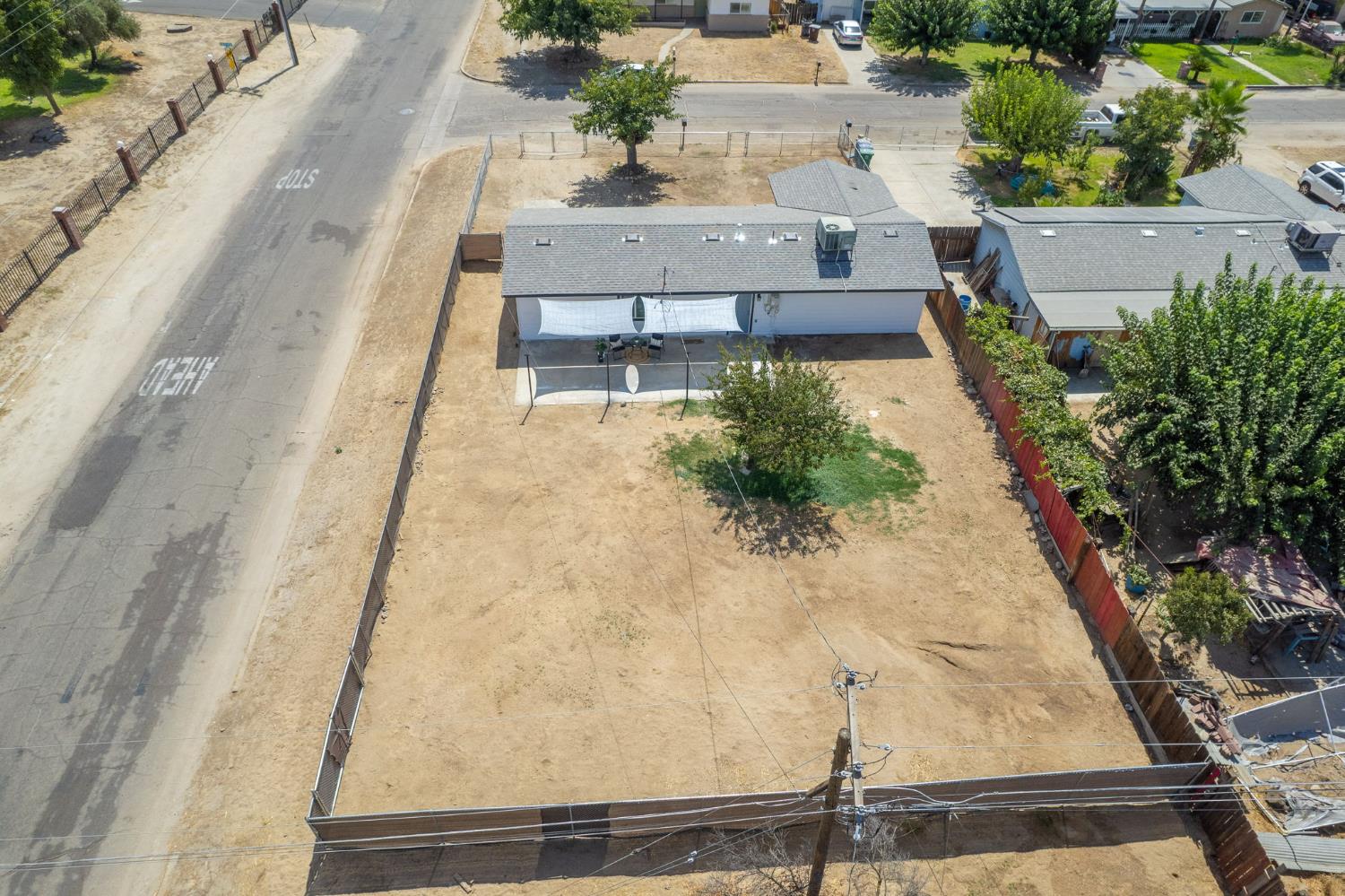 8754 E Ostler St, Selma, CA 93662