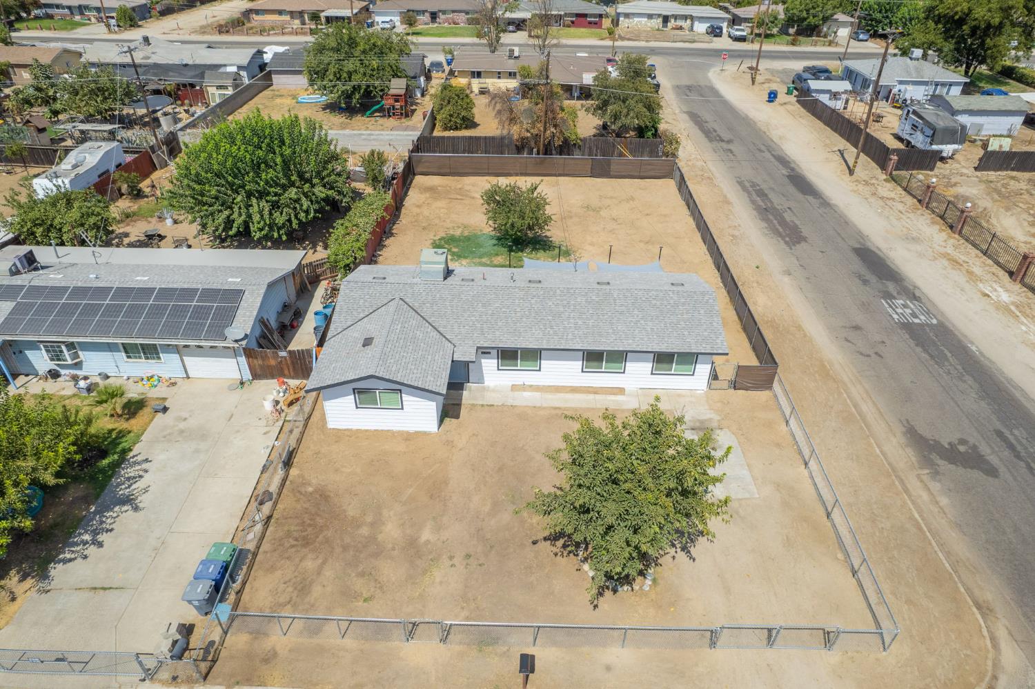 8754 E Ostler St, Selma, CA 93662