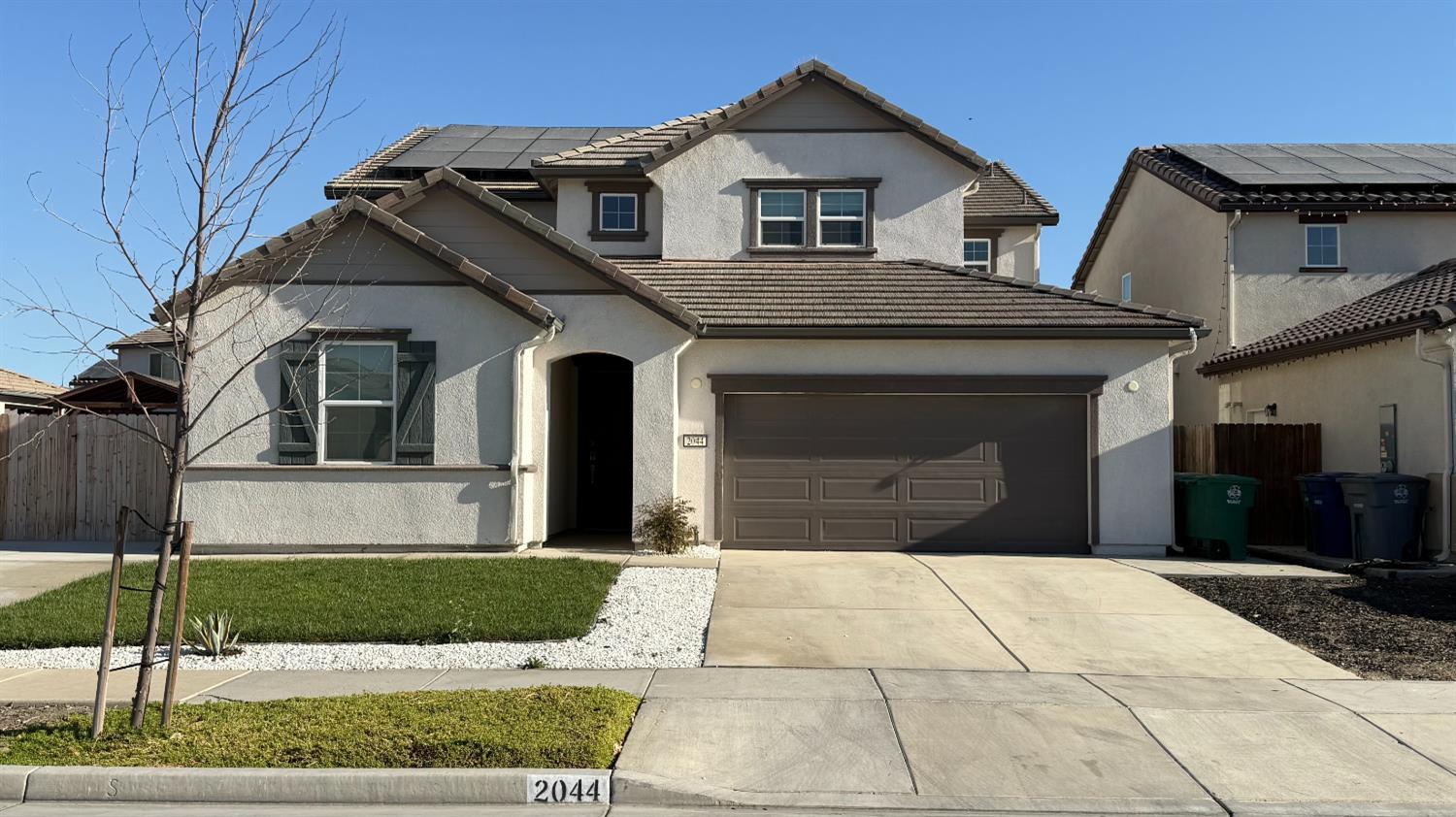 2044 Edwards St, Los Banos, CA 93635
