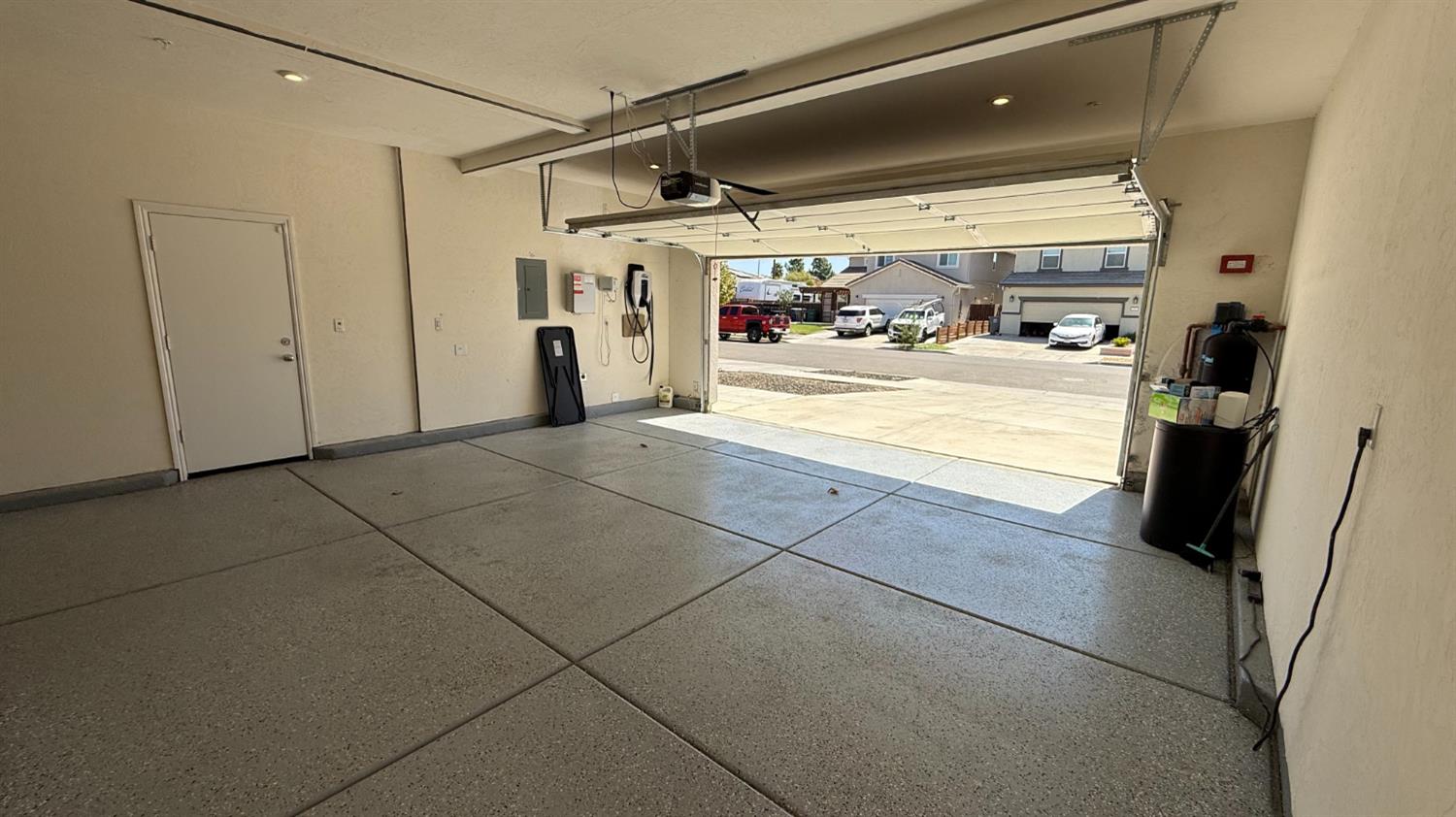 2044 Edwards St, Los Banos, CA 93635