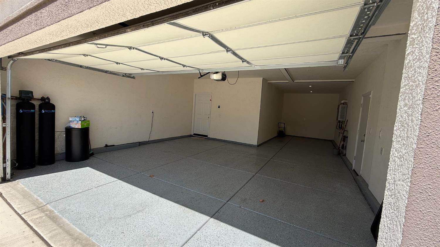 2044 Edwards St, Los Banos, CA 93635