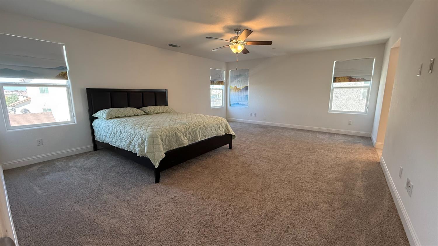 2044 Edwards St, Los Banos, CA 93635