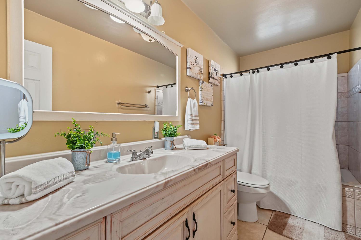 3608 Jean ave, Bakersfield, CA 93306