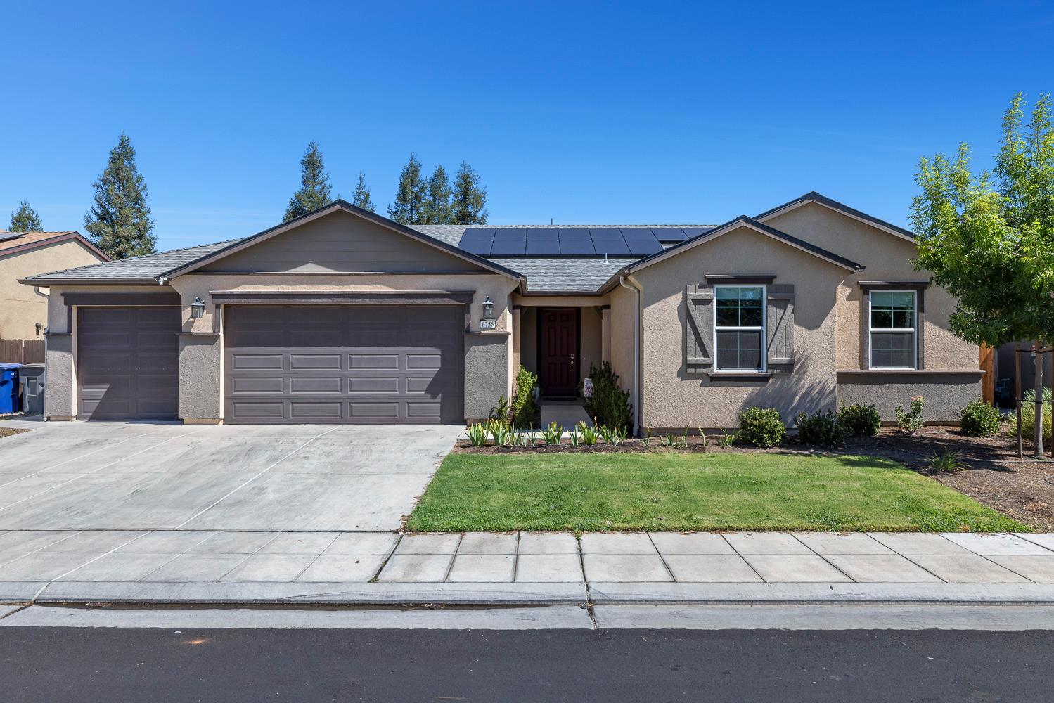 6756 E Brown Ave, Fresno, CA 93727