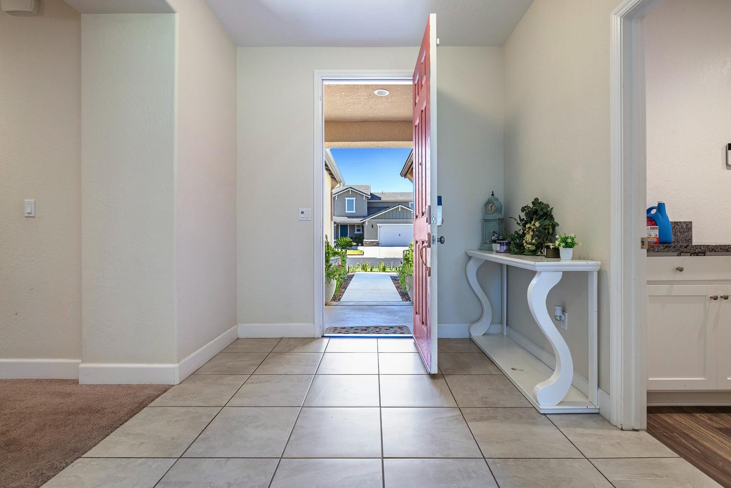 6756 E Brown Ave, Fresno, CA 93727