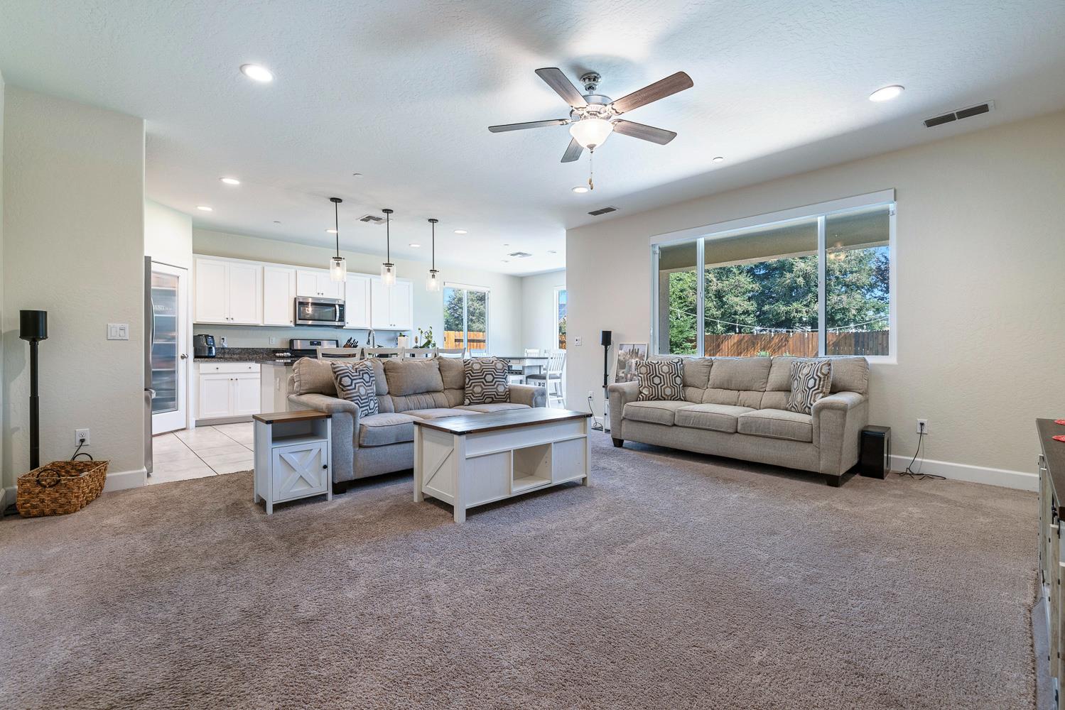 6756 E Brown Ave, Fresno, CA 93727
