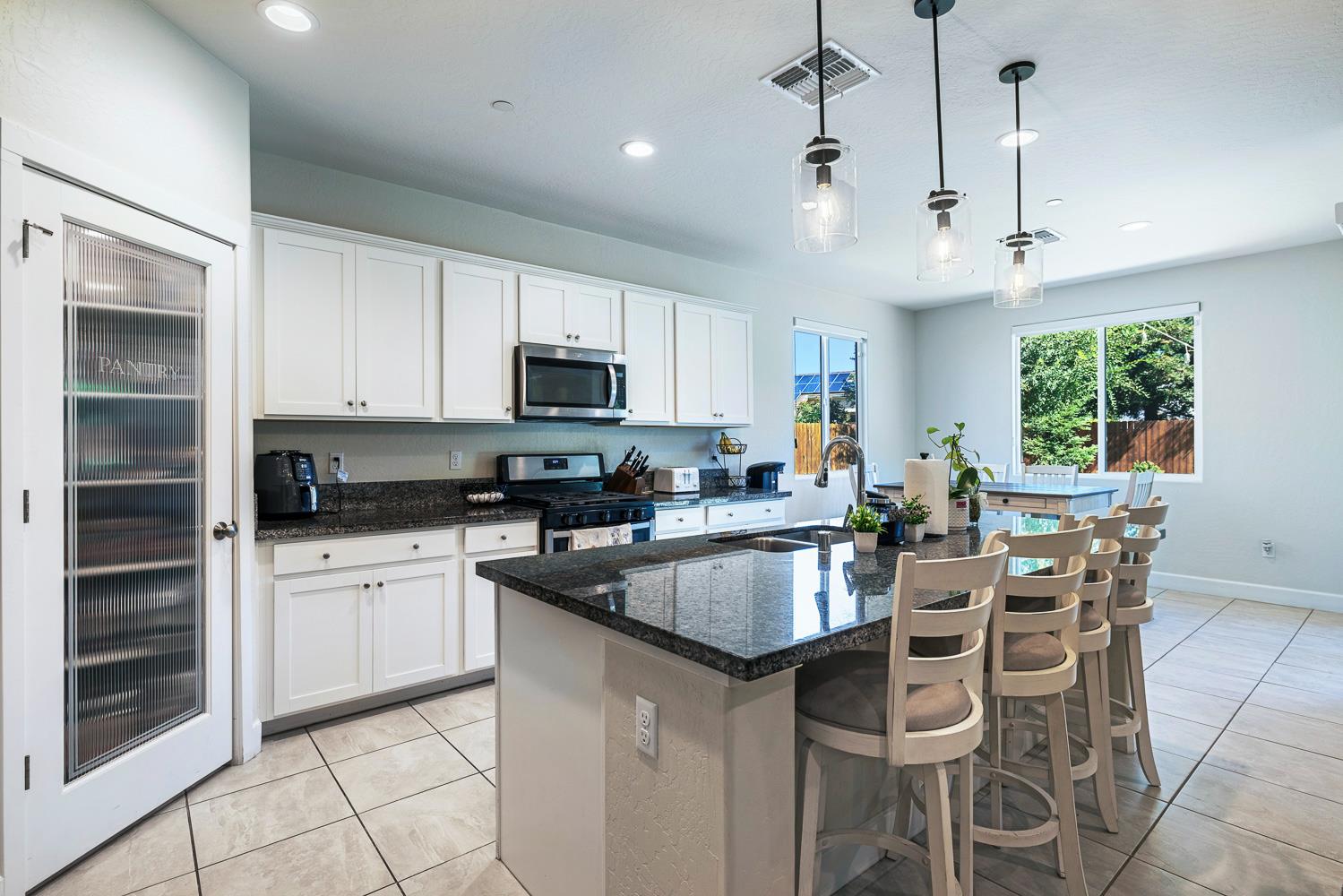 6756 E Brown Ave, Fresno, CA 93727