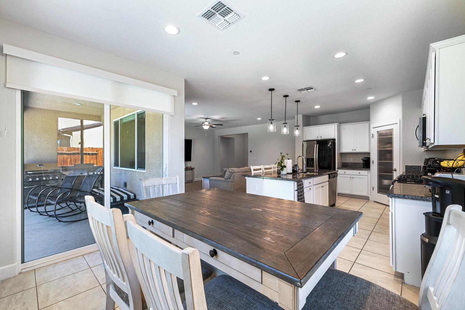 6756 E Brown Ave, Fresno, CA 93727