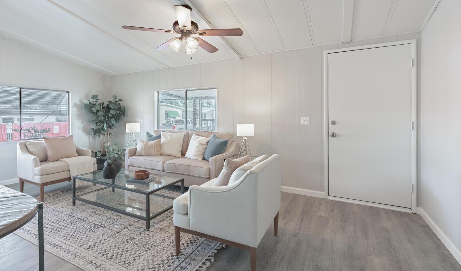 1001 Sylmar Ave #128, Clovis, CA 93612