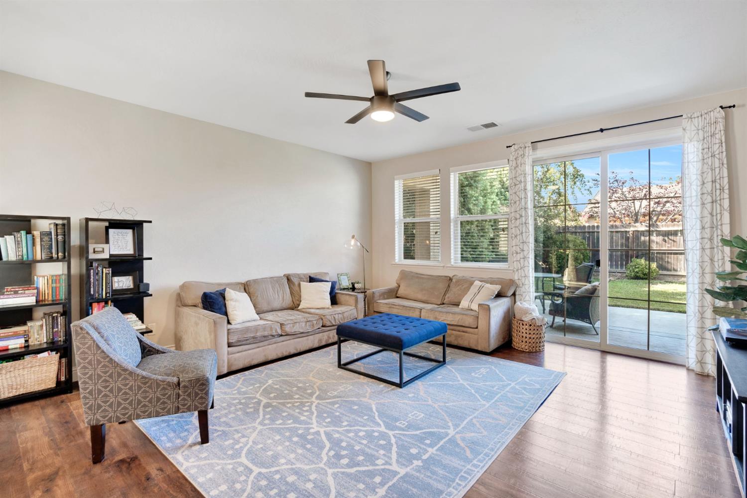 6810 W Stuart Ave, Fresno, CA 93723