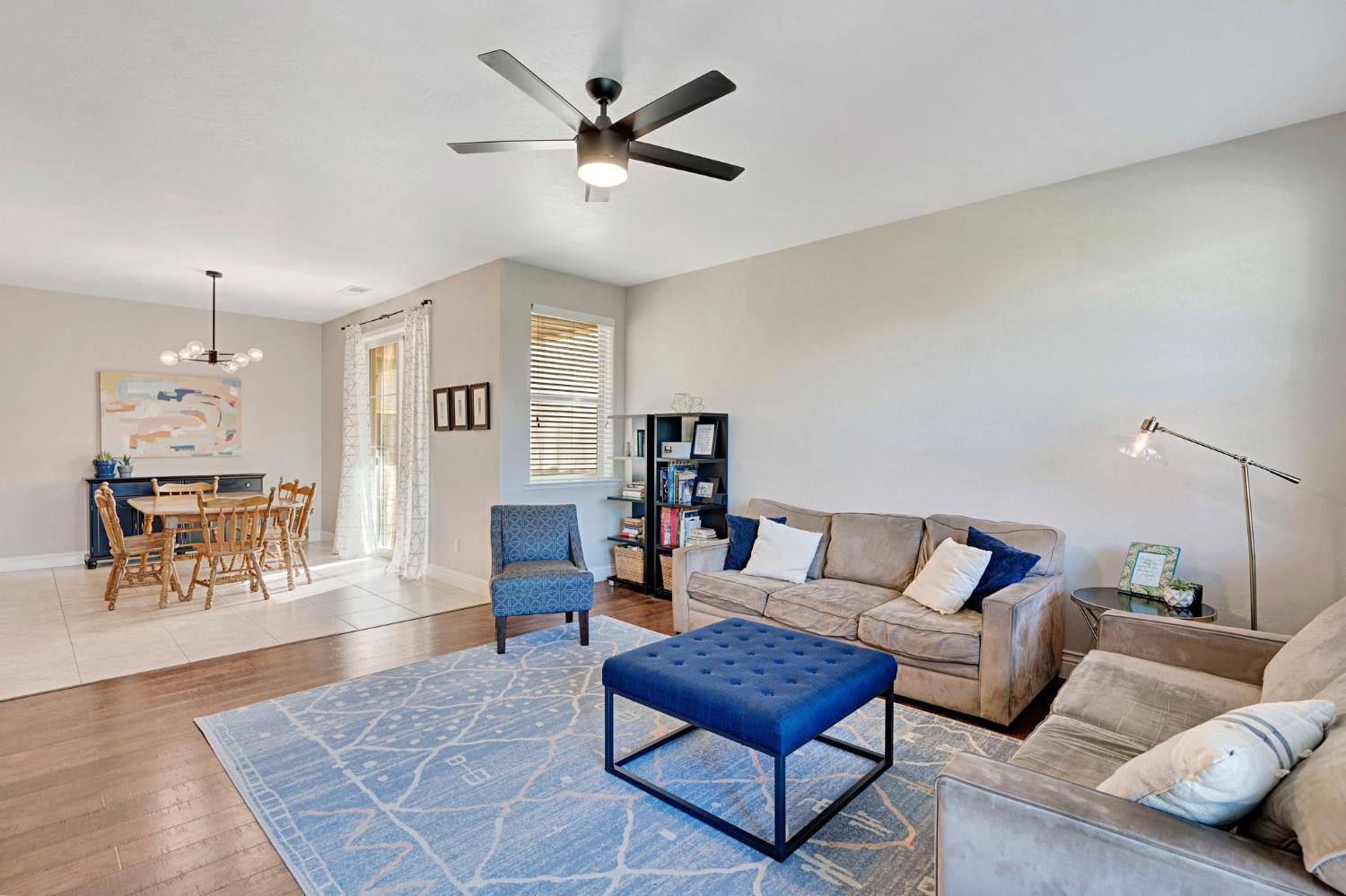 6810 W Stuart Ave, Fresno, CA 93723