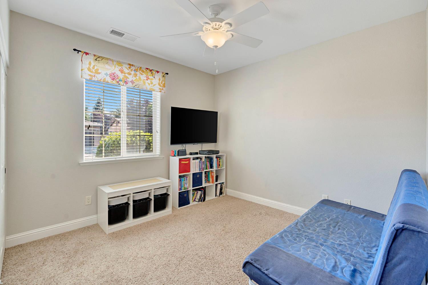 6810 W Stuart Ave, Fresno, CA 93723